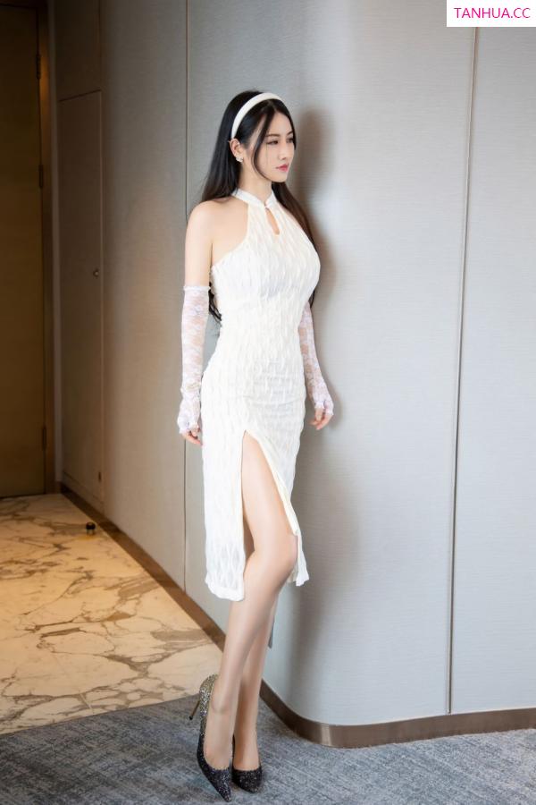 陈诗诗 诗诗 [XiuRen]高清写真图 2021.10.11 No.4042 诗诗kiki第2张图片